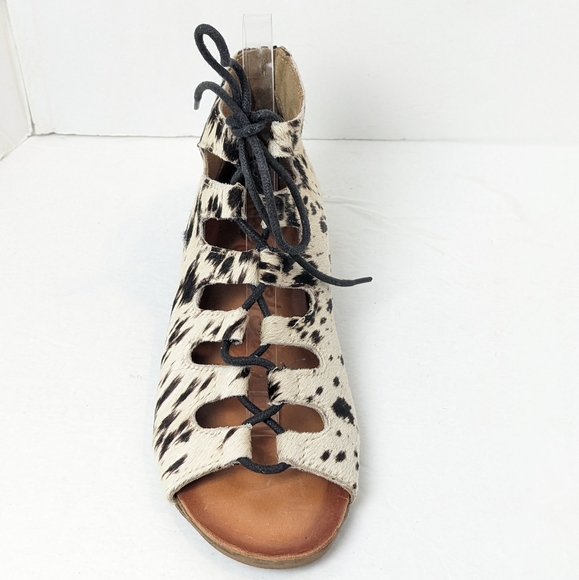 Naughty Monkey Nola Sandals - Picture 9 of 16